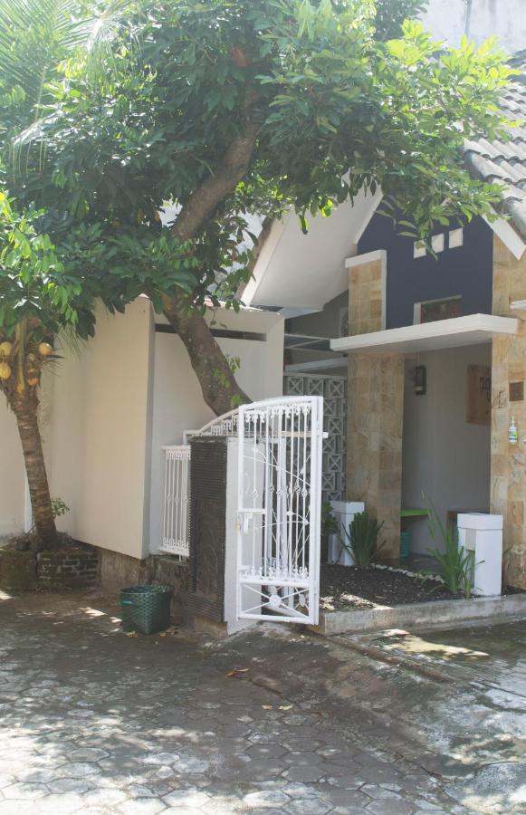 Cipta Guesthouse Джокякарта Екстериор снимка